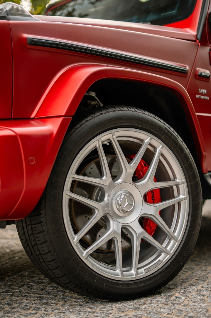 Foto do veículo MERCEDES-BENZ G 63 AMG 4MATIC 2023 15.049 KM 2.050.000,00