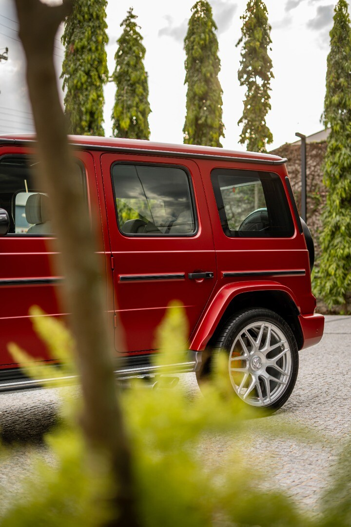 Foto do veículo MERCEDES-BENZ G 63 AMG 4MATIC 2023 15.049 KM 2.050.000,00