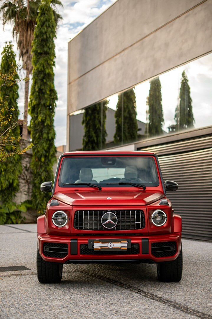 Foto do veículo MERCEDES-BENZ G 63 AMG 4MATIC 2023 15.049 KM 2.050.000,00