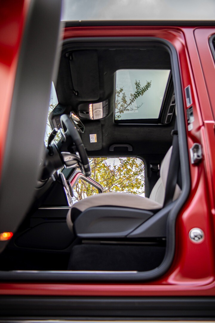 Foto do veículo MERCEDES-BENZ G 63 AMG 4MATIC 2023 15.049 KM 2.050.000,00