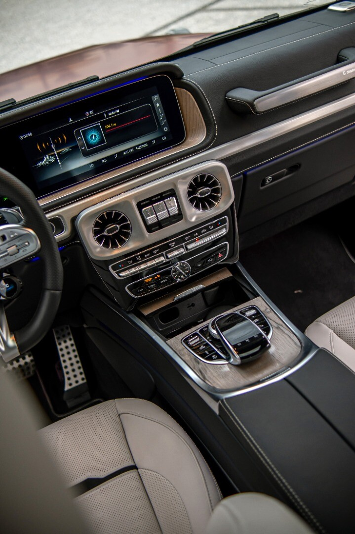 Foto do veículo MERCEDES-BENZ G 63 AMG 4MATIC 2023 15.049 KM 2.050.000,00