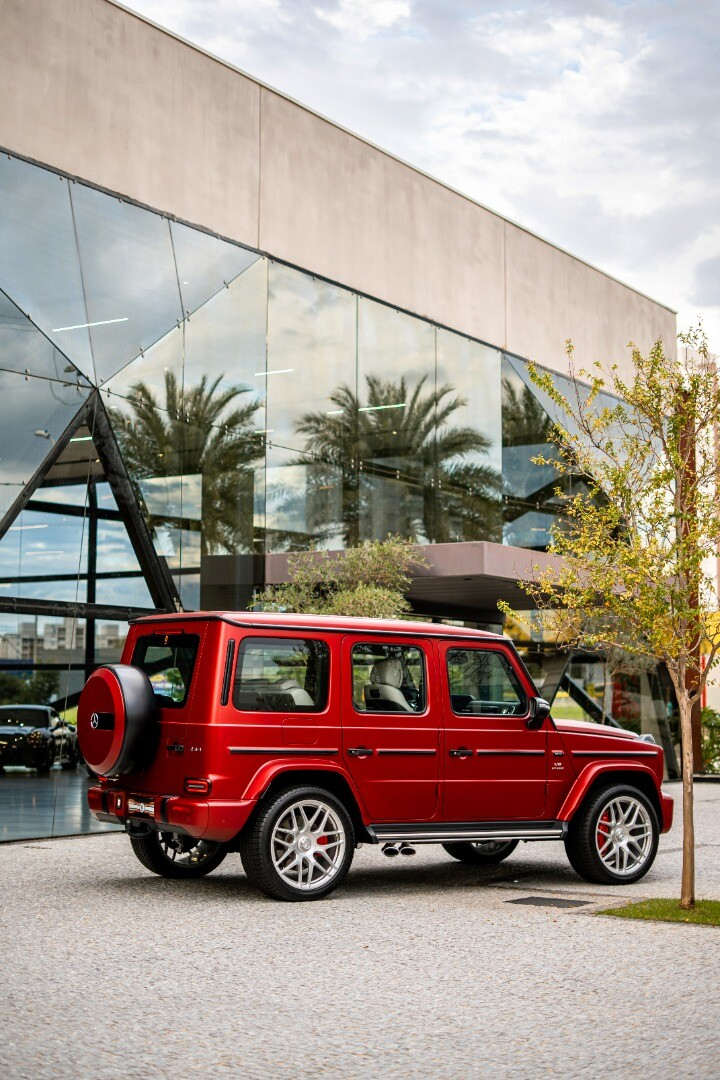 Foto do veículo MERCEDES-BENZ G 63 AMG 4MATIC 2023 15.049 KM 2.050.000,00