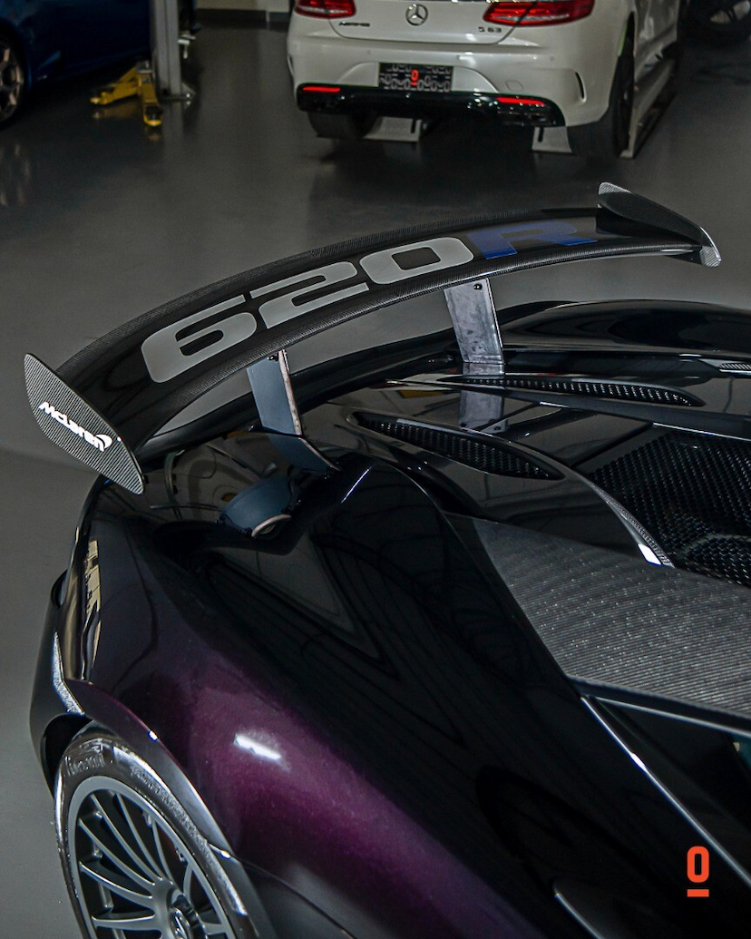 Foto do veículo MCLAREN 620R   2020 609 KM 3.390.000,00