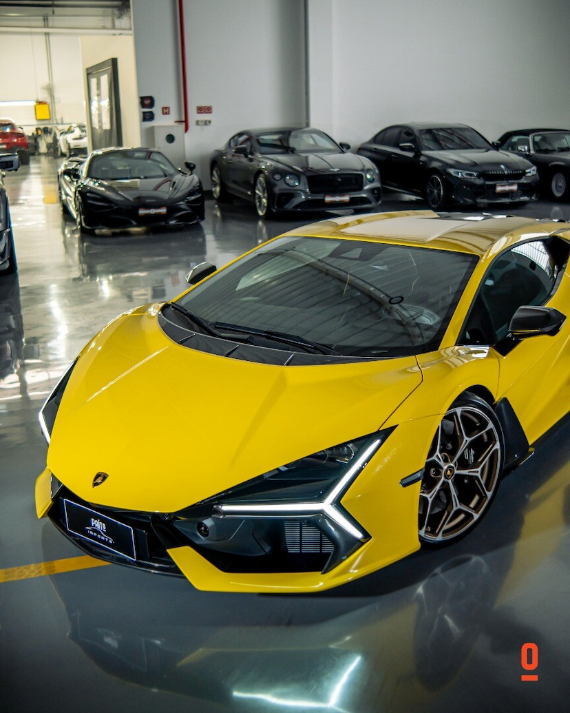 Foto do veículo LAMBORGHINI REVUELTO   2024 592 KM 7.600.000,00