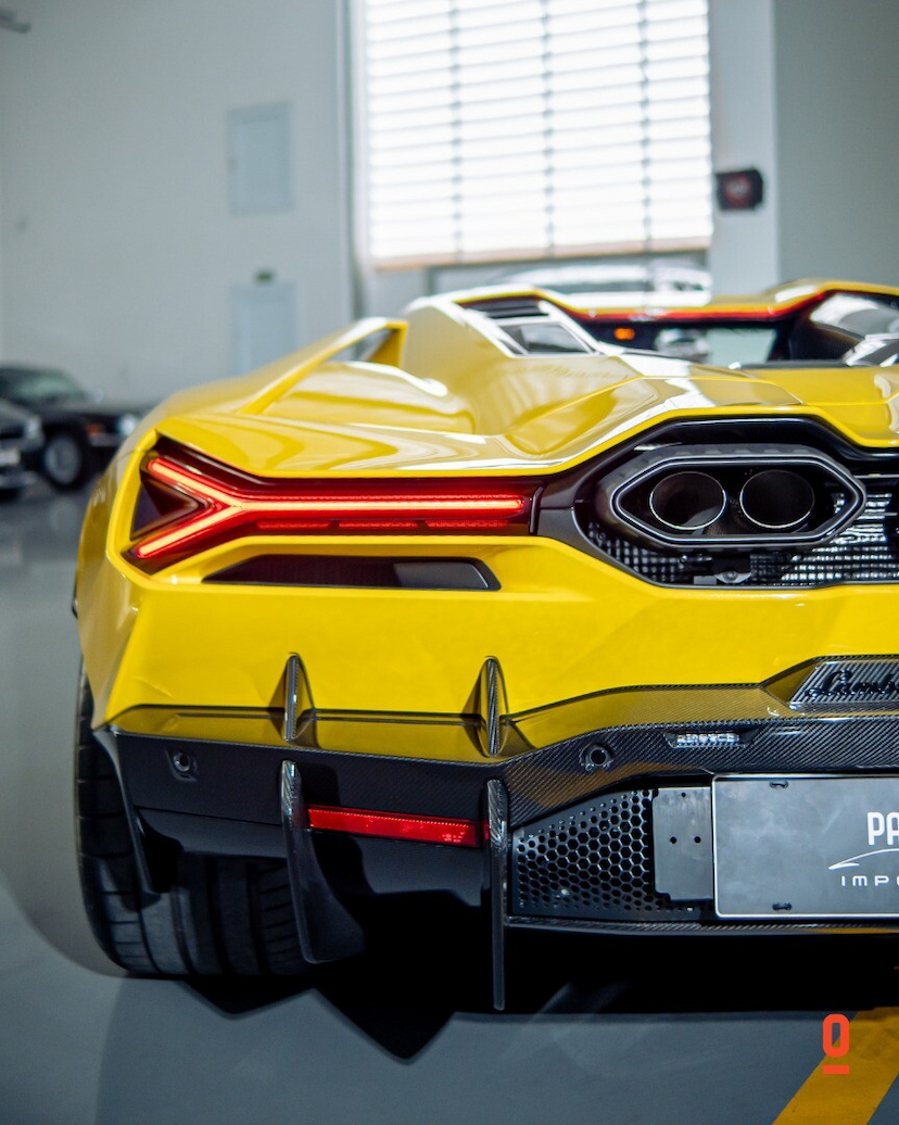Foto do veículo LAMBORGHINI REVUELTO   2024 592 KM 7.600.000,00
