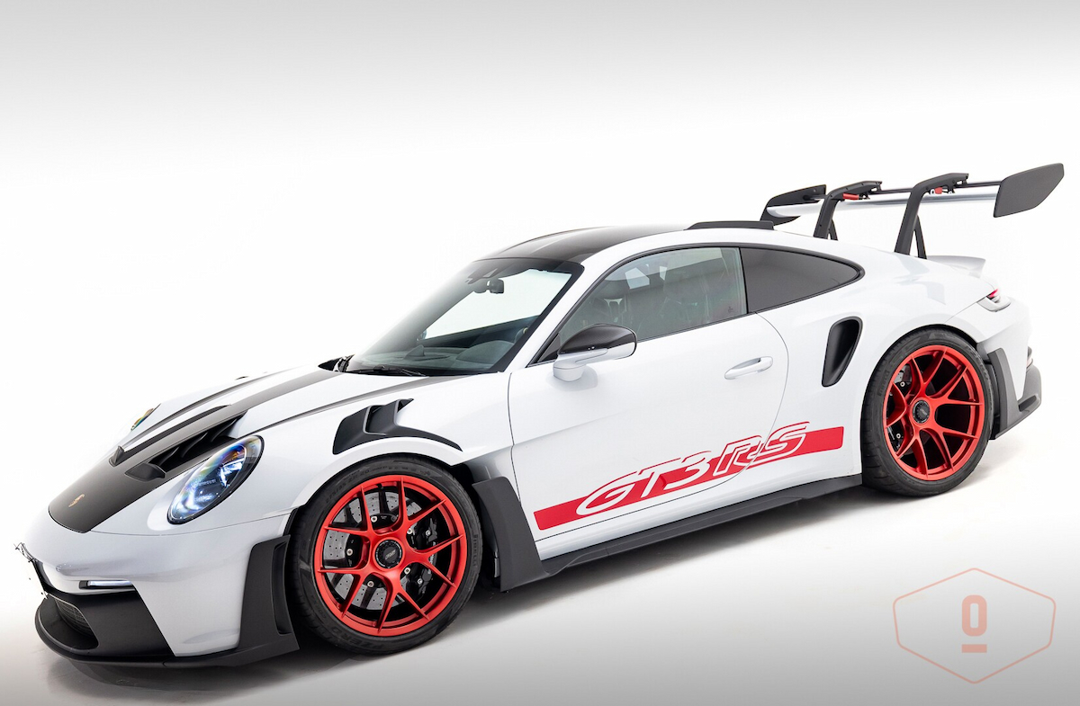 Foto do veículo PORSCHE 911 GT3 RS 2023/2023 5.445 KM R$ 3.150.000,00
