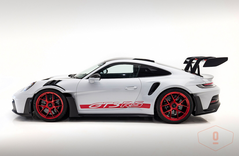 Foto do veículo PORSCHE 911 GT3 RS 2023 5.445 KM 3.100.000,00