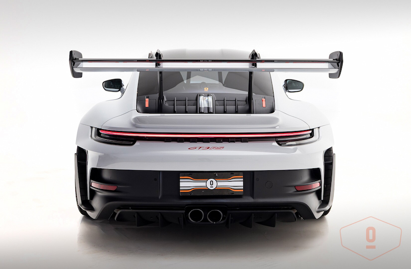Foto do veículo PORSCHE 911 GT3 RS 2023 5.445 KM 3.100.000,00