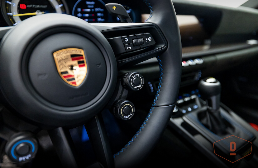 Foto do veículo PORSCHE 911 GT3 RS 2024 985 KM 3.800.000,00