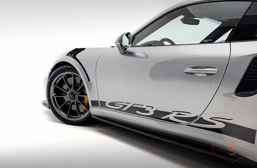Foto do veículo PORSCHE 911 GT3 RS 2019 20.121 KM 1.990.000,00