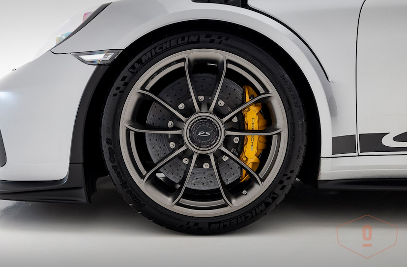 Foto do veículo PORSCHE 911 GT3 RS 2019 20.121 KM 1.990.000,00