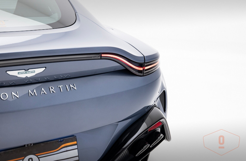 Foto do veículo ASTON MARTIN VANTAGE COUPÉ 2025 801 KM 2.550.000,00
