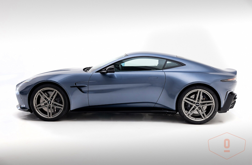 Foto do veículo ASTON MARTIN VANTAGE COUPÉ 2025 801 KM 2.550.000,00