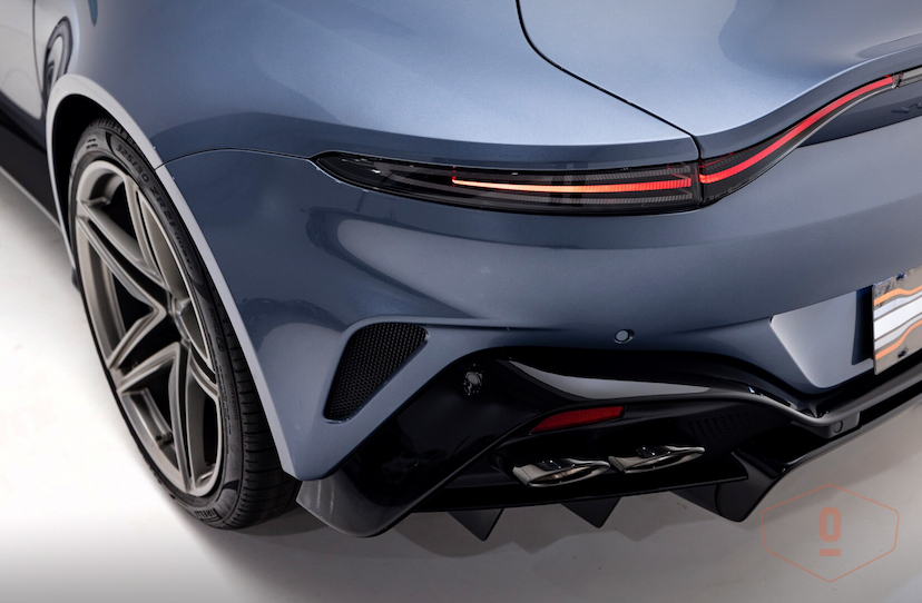 Foto do veículo ASTON MARTIN VANTAGE COUPÉ 2025 801 KM 2.550.000,00