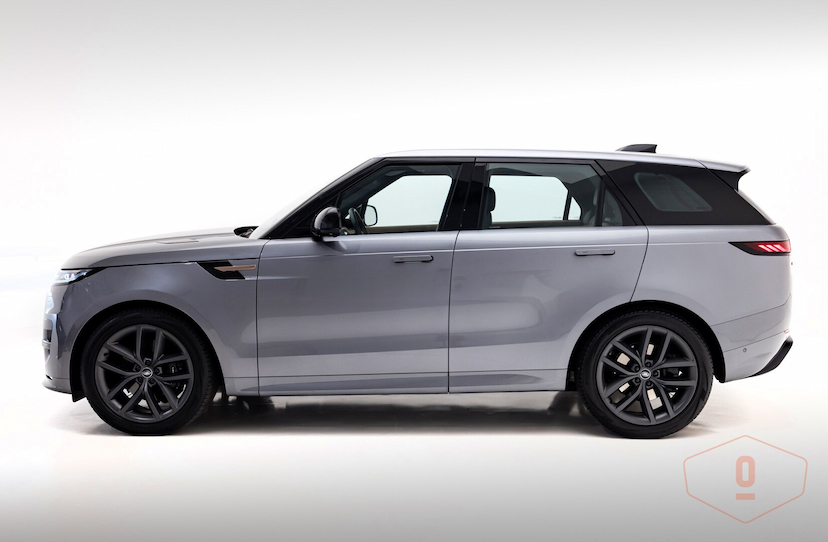 Foto do veículo LAND ROVER RANGE ROVER SPORT D350 HSE DYNAMIC 2023 14 KM 800.000,00