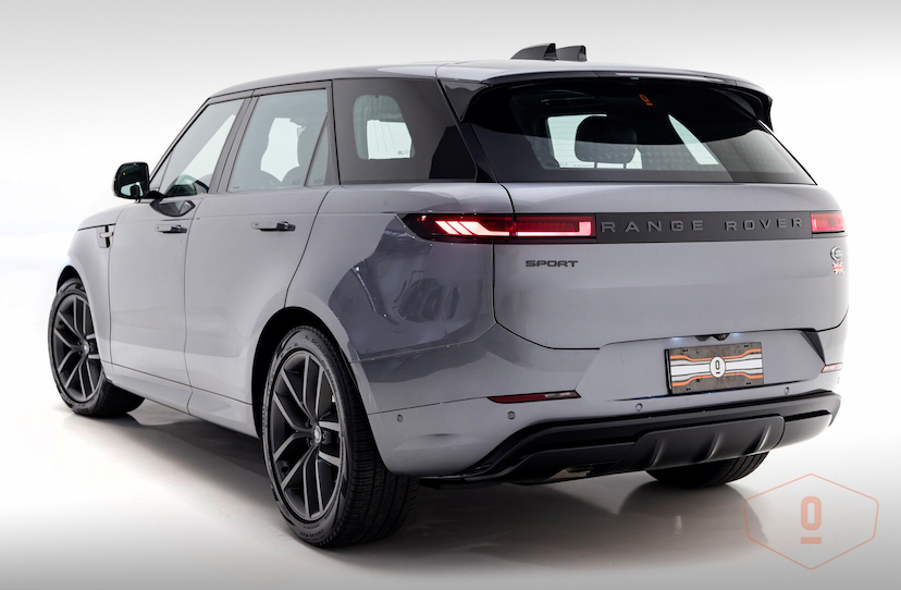 Foto do veículo LAND ROVER RANGE ROVER SPORT D350 HSE DYNAMIC 2023 14 KM 800.000,00
