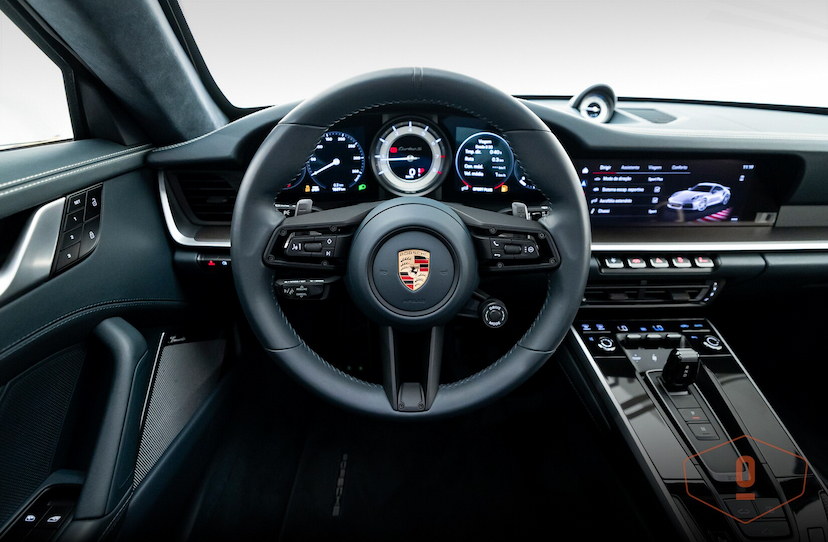 Foto do veículo PORSCHE 911 TURBO S 2024 1.529 KM 1.890.000,00