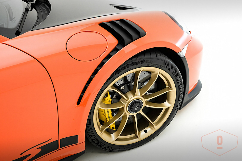 Foto do veículo PORSCHE 911 GT3 RS 2019 15.901 KM 2.090.000,00