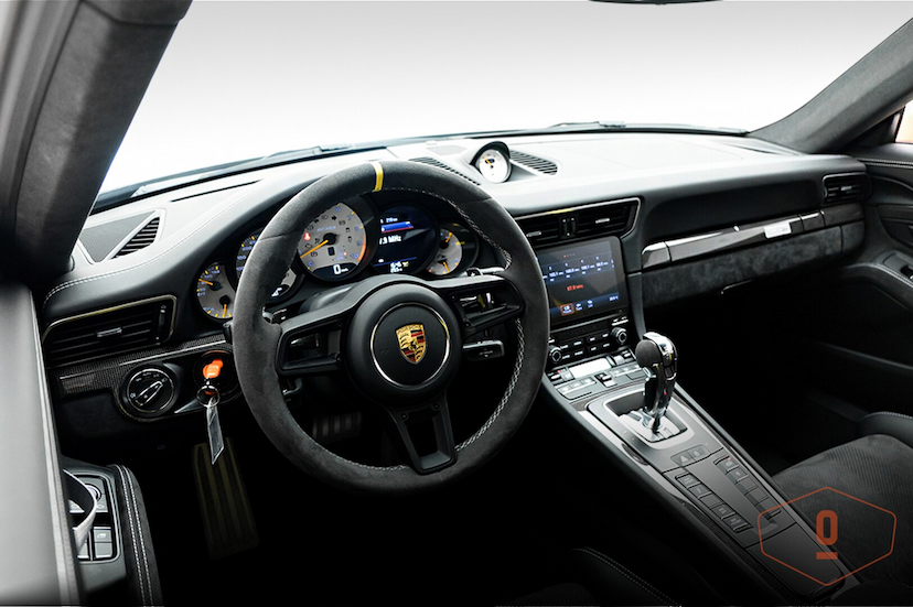 Foto do veículo PORSCHE 911 GT3 RS 2019 15.901 KM 2.090.000,00
