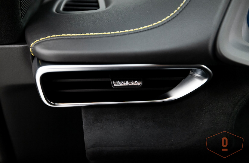 Foto do veículo LOTUS EMIRA FIRST EDITION MANUAL 2023 5.592 KM 1.250.000,00