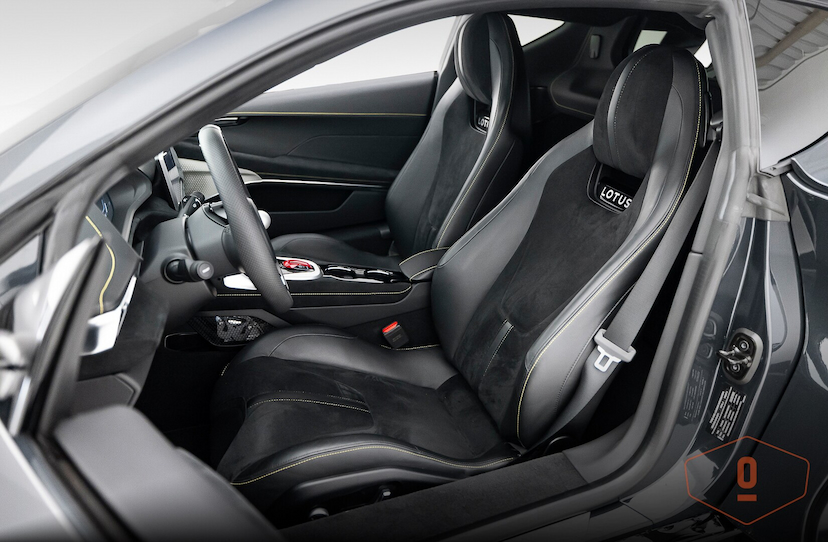 Foto do veículo LOTUS EMIRA FIRST EDITION MANUAL 2023 5.592 KM 1.250.000,00