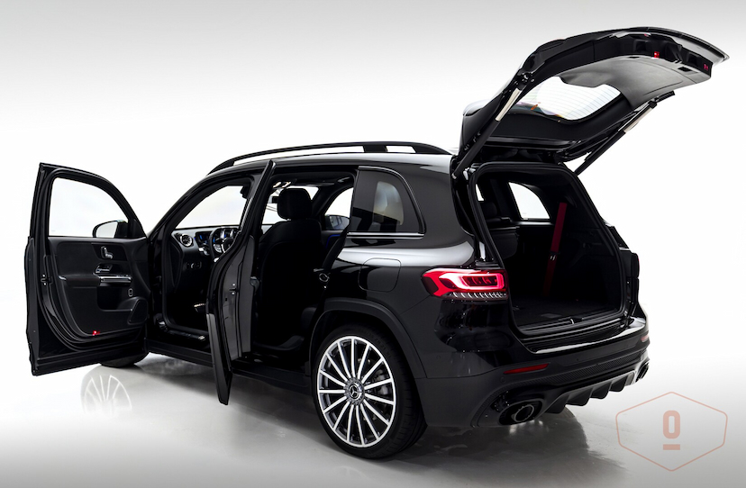 Foto do veículo MERCEDES-BENZ GLB 35 AMG 4MATIC 7L 2022 22.781 KM 410.000,00