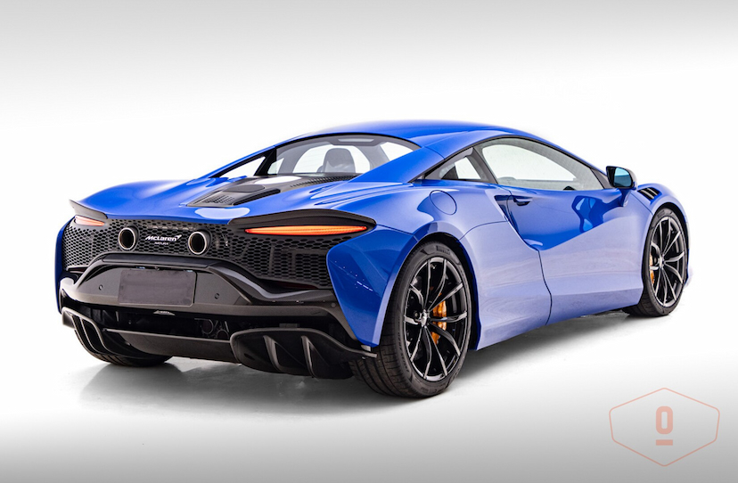 Foto do veículo MCLAREN ARTURA   2023 7.931 KM 2.300.000,00