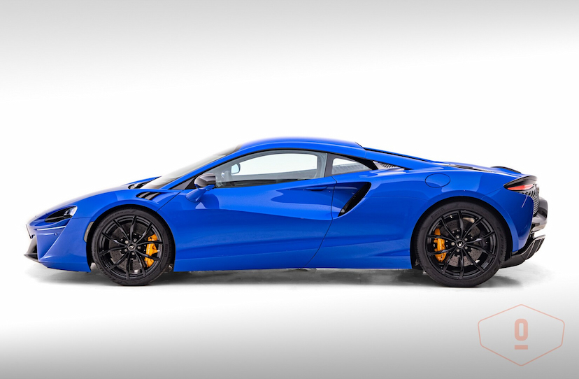 Foto do veículo MCLAREN ARTURA   2023 7.931 KM 2.300.000,00