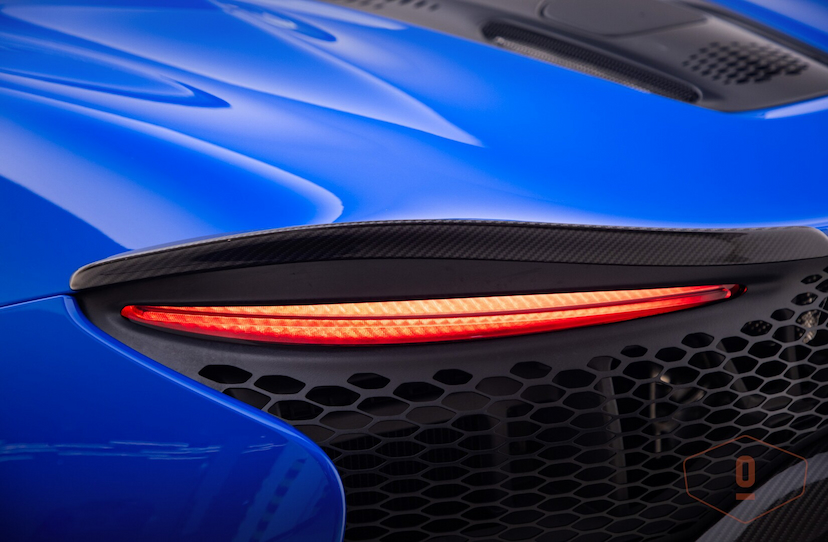 Foto do veículo MCLAREN ARTURA   2023 7.931 KM 2.300.000,00
