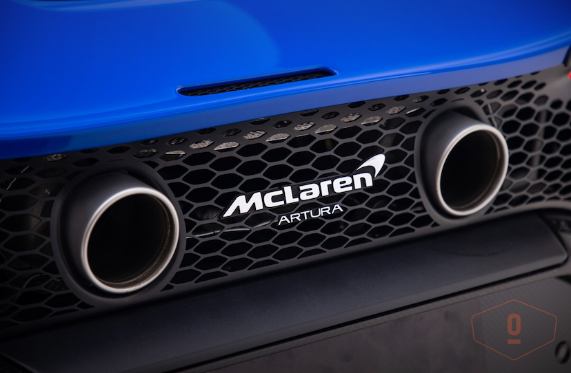 Foto do veículo MCLAREN ARTURA   2023 7.931 KM 2.300.000,00