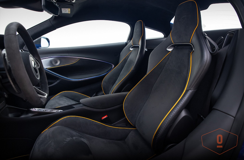 Foto do veículo MCLAREN ARTURA   2023 7.931 KM 2.300.000,00