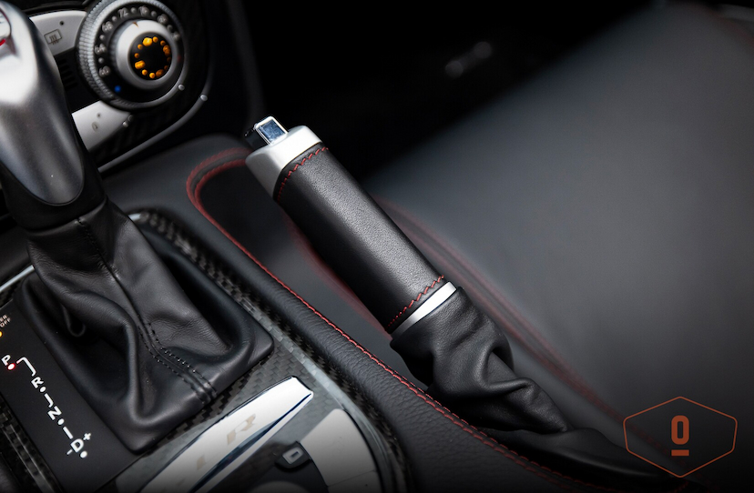 Foto do veículo MERCEDES-BENZ SLR MCLAREN ROADSTER 2008 3.329 KM 6.800.000,00