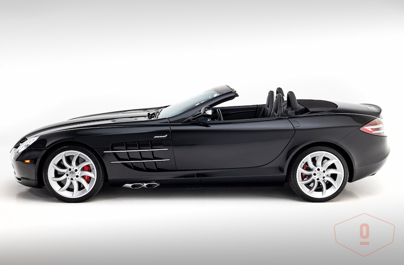 Foto do veículo MERCEDES-BENZ SLR MCLAREN ROADSTER 2008 3.329 KM 6.800.000,00
