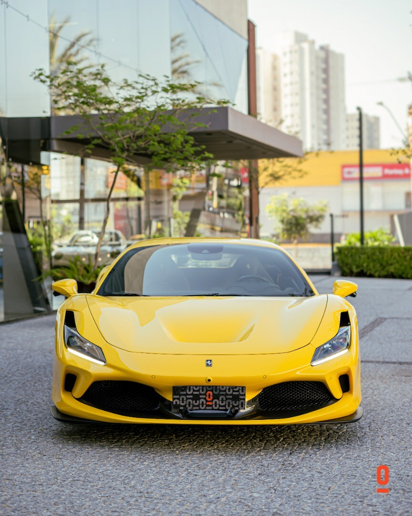 Foto do veículo FERRARI F8 TRIBUTO TRIBUTO 2022 6.115 KM 3.950.000,00