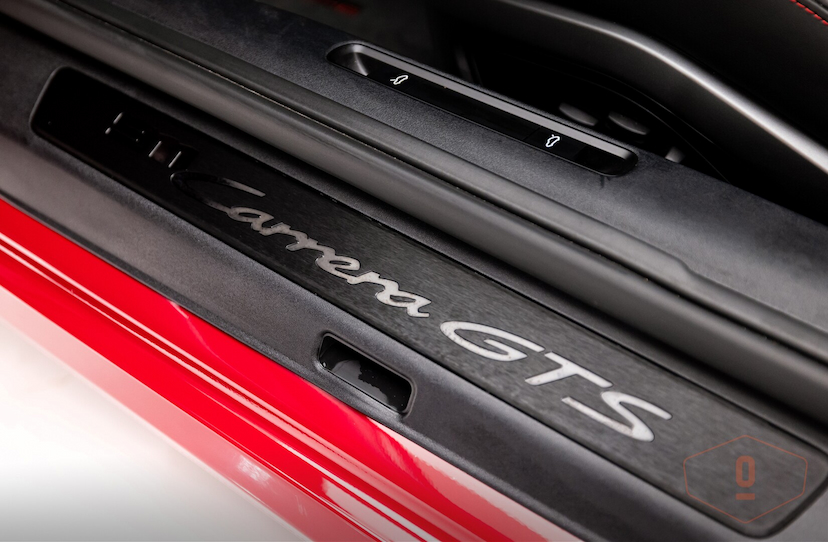 Foto do veículo PORSCHE 911 CARRERA GTS  2024 9.316 KM 1.050.000,00