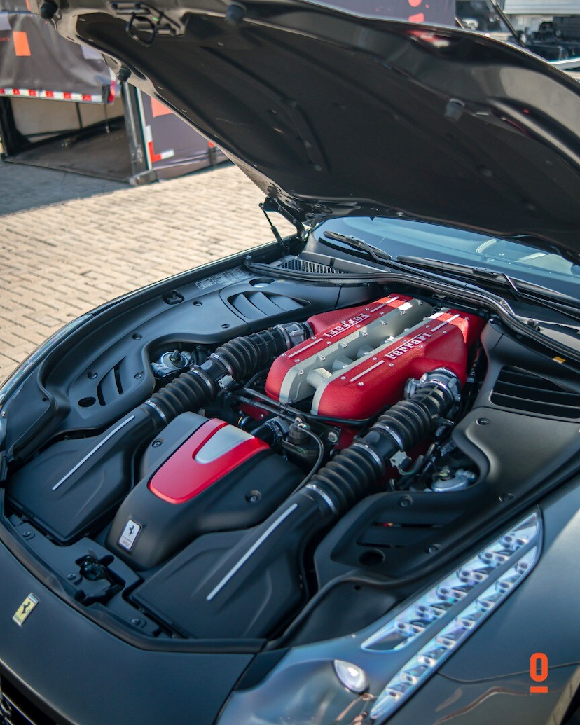 Foto do veículo FERRARI FF   2012 13 KM 2.490.000,00