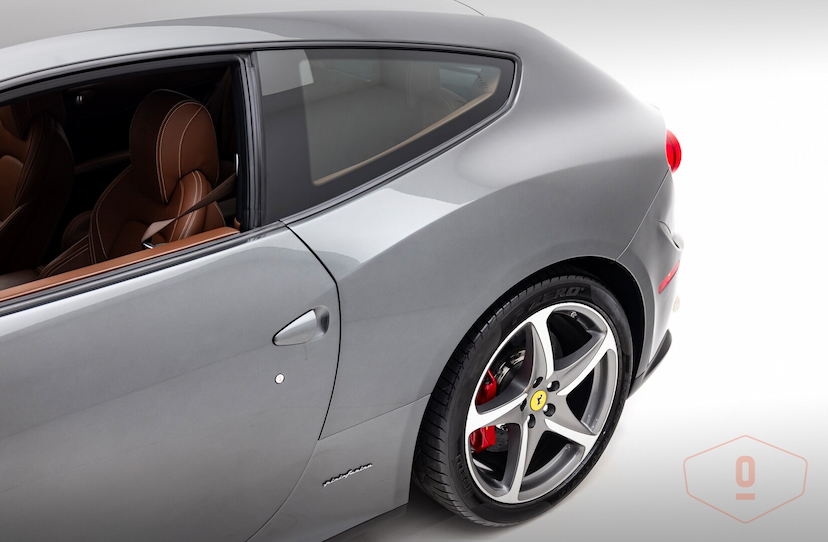Foto do veículo FERRARI FF   2012 13 KM 2.490.000,00