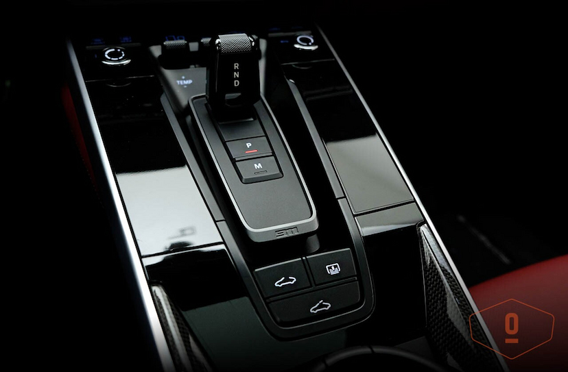 Foto do veículo PORSCHE 911 TURBO S 2023 2 KM 1.500.000,00