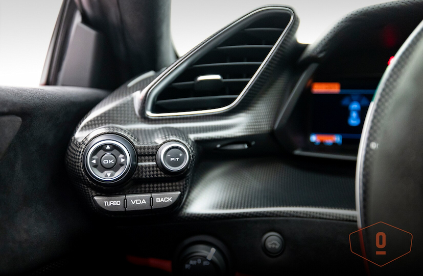 Foto do veículo FERRARI 488 GTB PISTA PILOTI TAILOR MADE 2020 748 KM 8.500.000,00