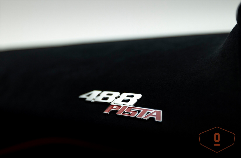 Foto do veículo FERRARI 488 GTB PISTA PILOTI TAILOR MADE 2020 748 KM 8.500.000,00