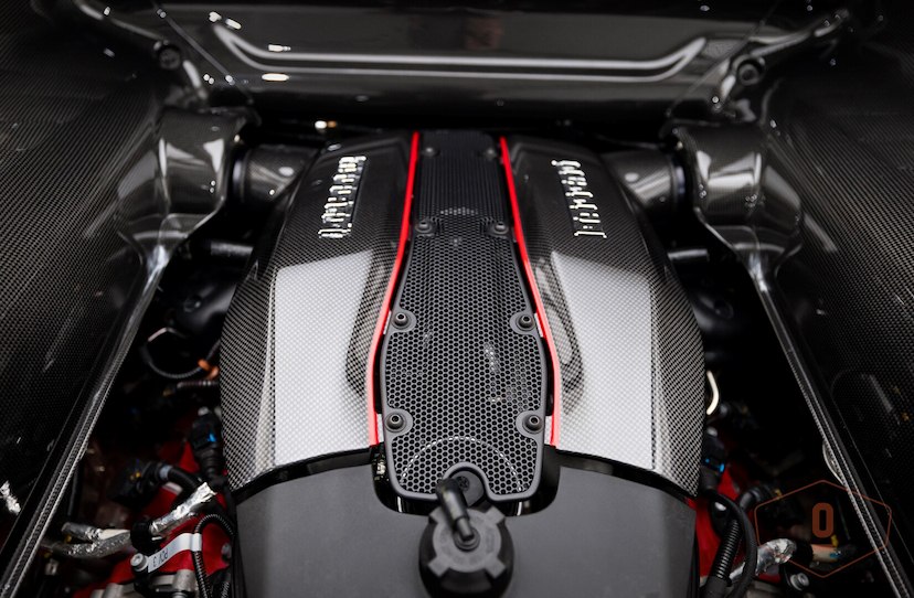 Foto do veículo FERRARI 488 GTB PISTA PILOTI TAILOR MADE 2020 748 KM 8.500.000,00