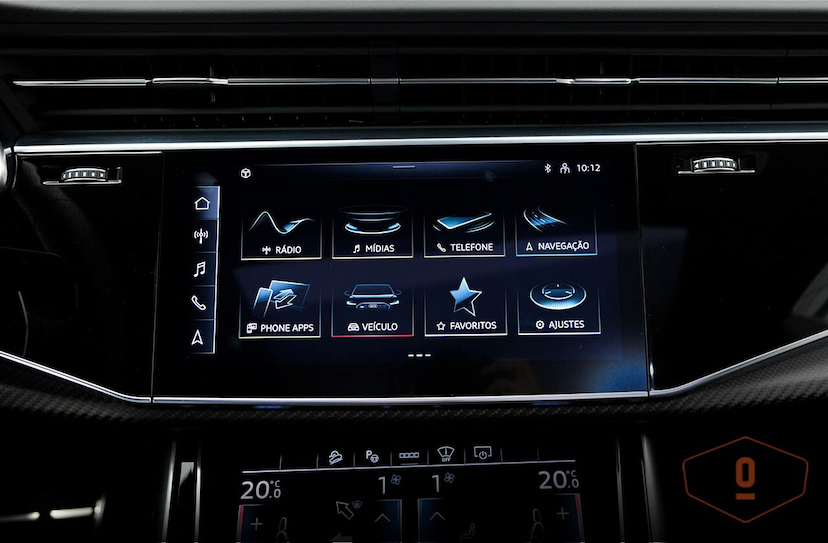 Foto do veículo AUDI RS Q8   2021 9.922 KM 950.000,00
