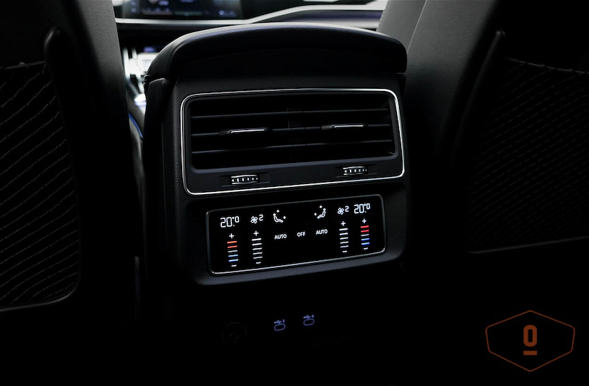 Foto do veículo AUDI RS Q8   2021 9.922 KM 950.000,00