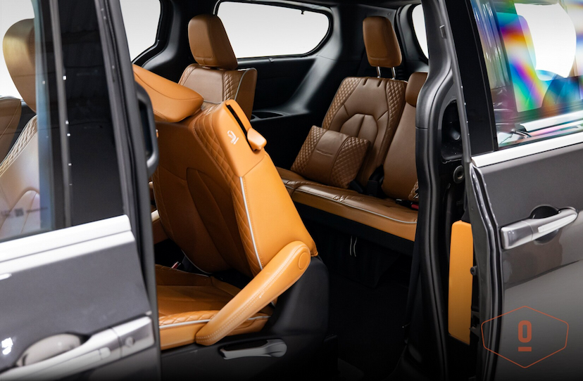 Foto do veículo CHRYSLER PACIFICA E-HYBRID PINNACLE 2023 32.788 KM 650.000,00