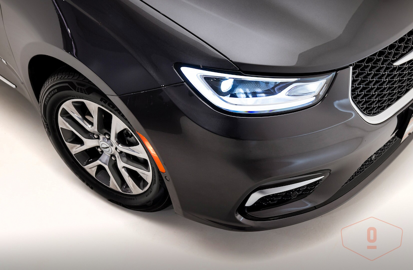 Foto do veículo CHRYSLER PACIFICA E-HYBRID PINNACLE 2023 32.788 KM 650.000,00