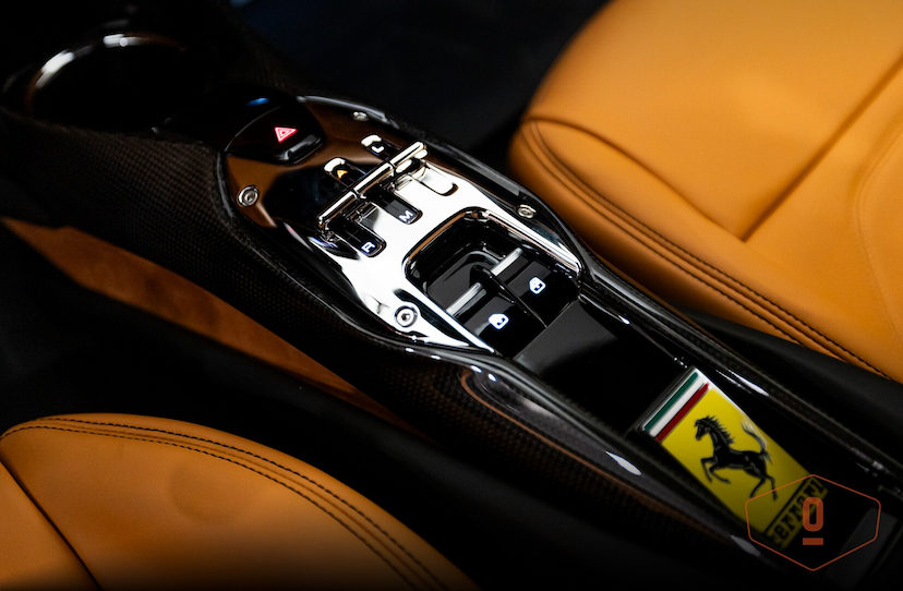 Foto do veículo FERRARI 296 GTB GTB 2025 155 KM 3.950.000,00