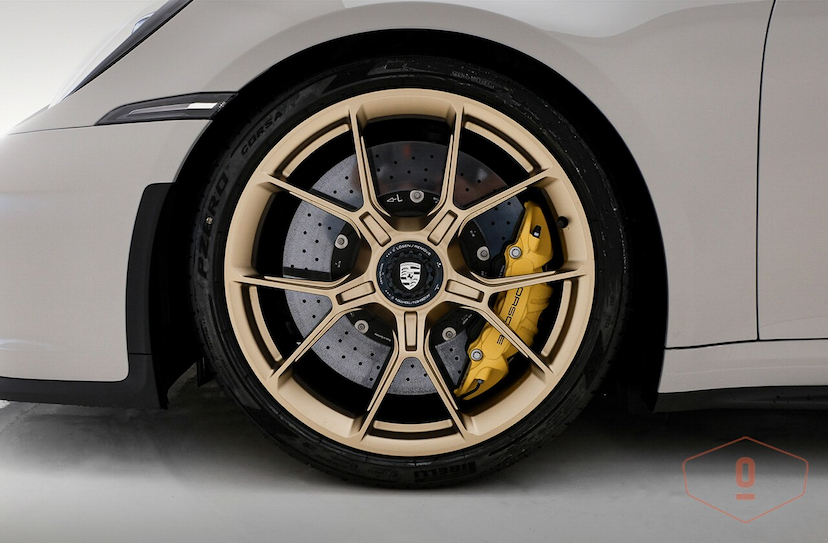 Foto do veículo PORSCHE 911 GT3 TOURING MANUAL 2022 2.217 KM 2.350.000,00
