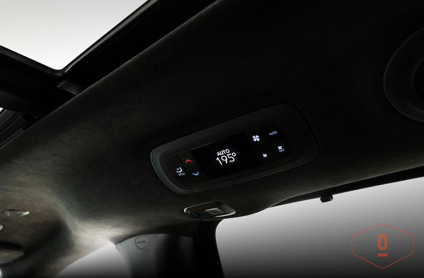 Foto do veículo CHRYSLER PACIFICA E-HYBRID PINNACLE 2023 51.367 KM 570.000,00