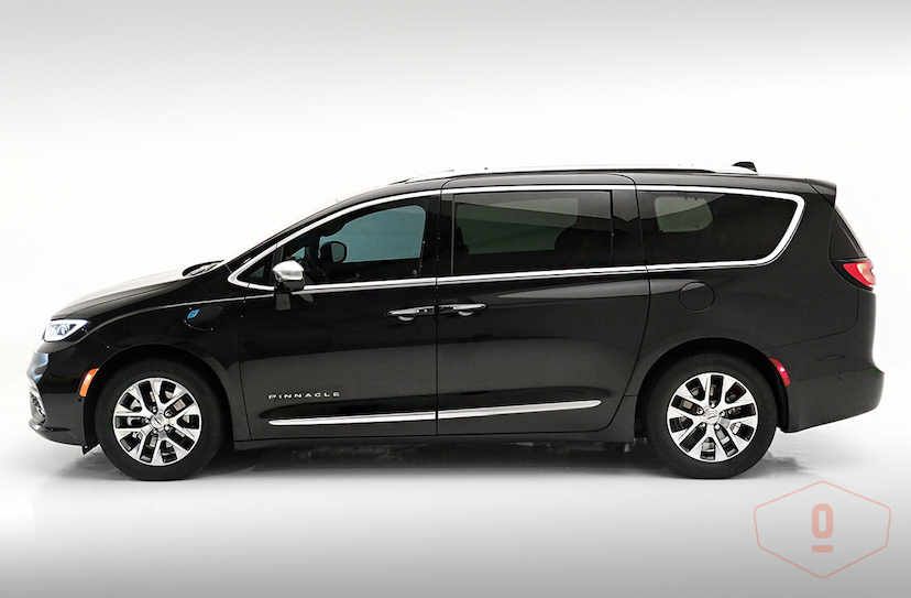 Foto do veículo CHRYSLER PACIFICA E-HYBRID PINNACLE 2023 51.367 KM 570.000,00