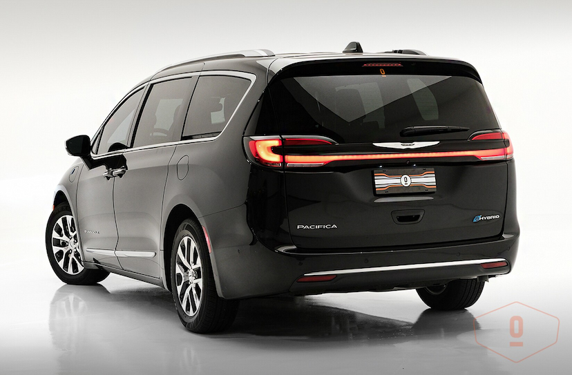 Foto do veículo CHRYSLER PACIFICA E-HYBRID PINNACLE 2023 51.367 KM 570.000,00